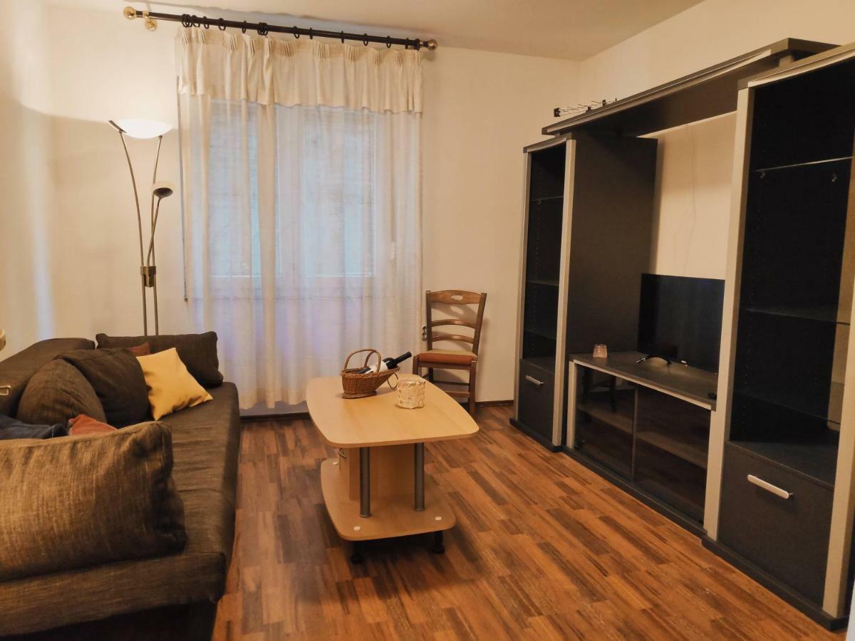 Vongola Apartment Rijeka Exterior photo