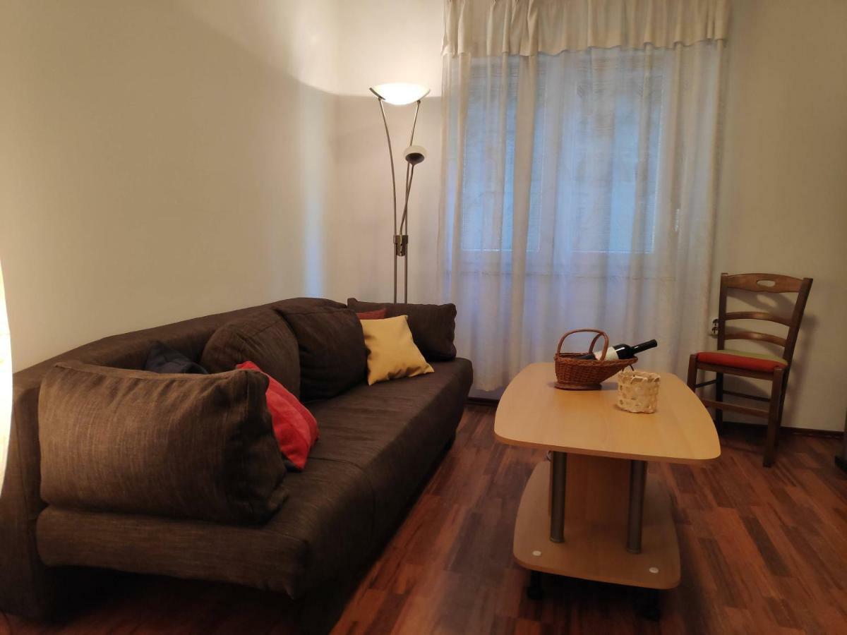 Vongola Apartment Rijeka Exterior photo